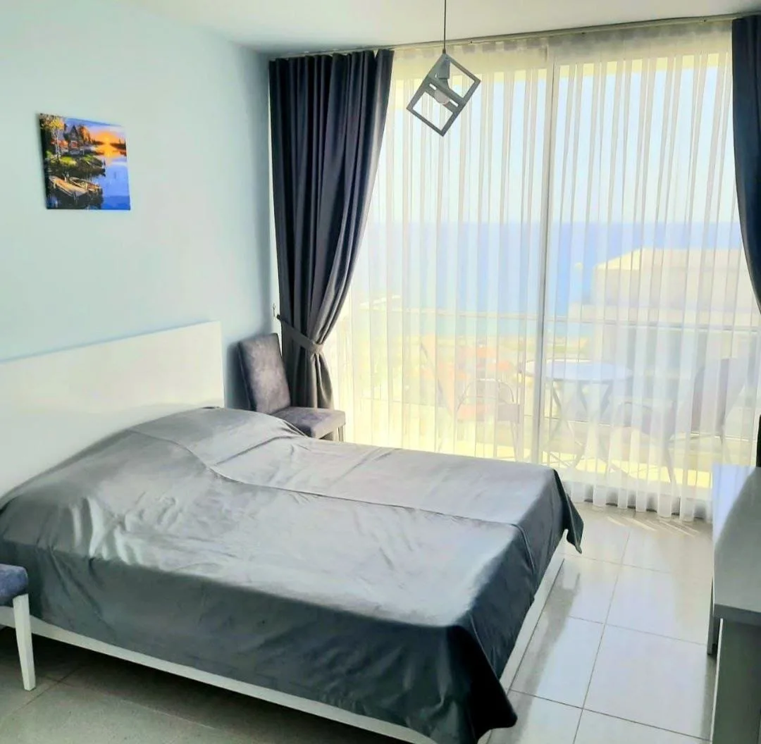 Студия в Abelia Residence — фотография 9